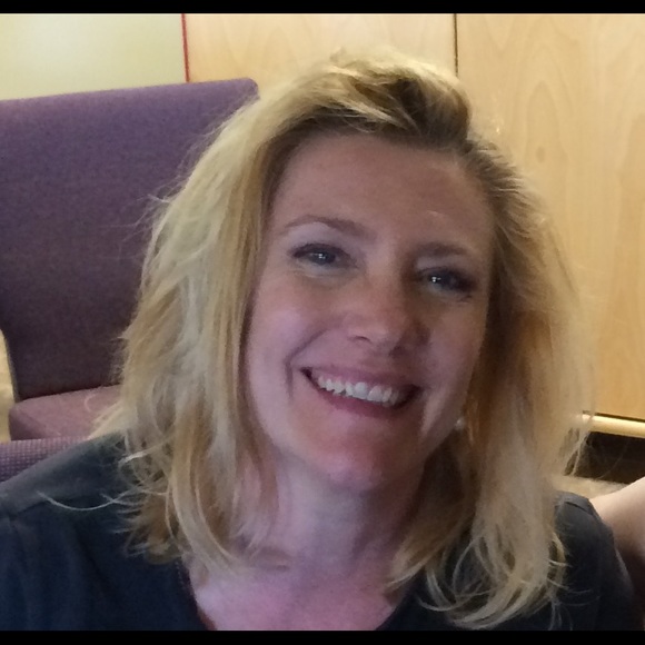 Meet your Posher, Michele - Picture 1 of 1